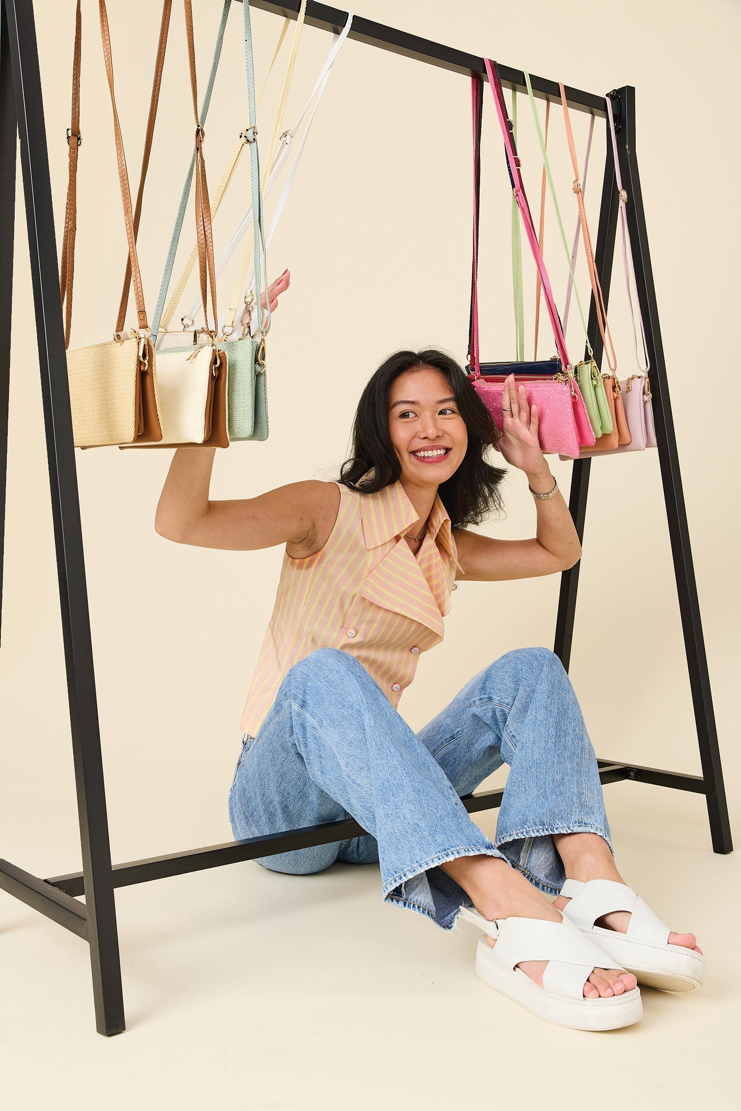 [Blog] Meet our Best-Seller: Riley Crossbody