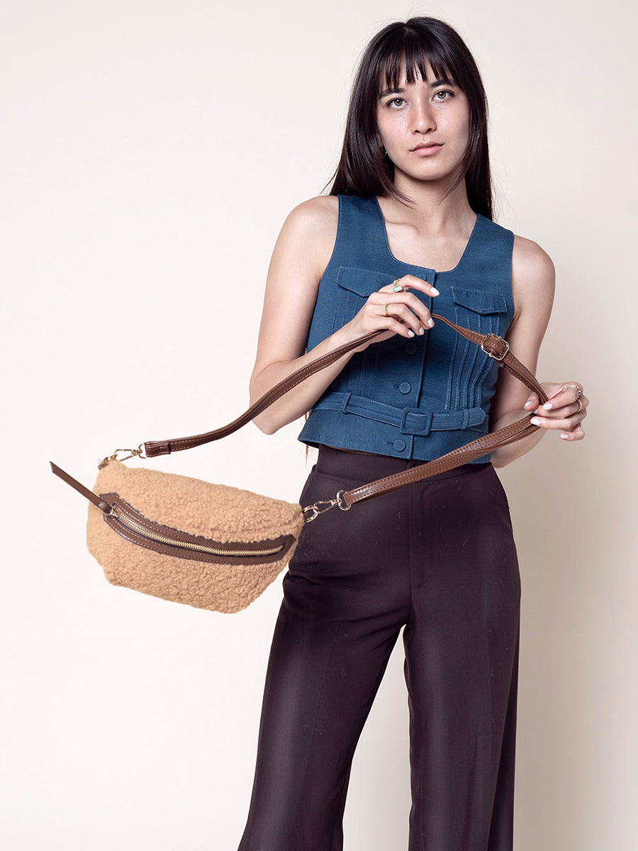 Brookie Sherpa Crossbody model - Jen & Co. vegan handbag