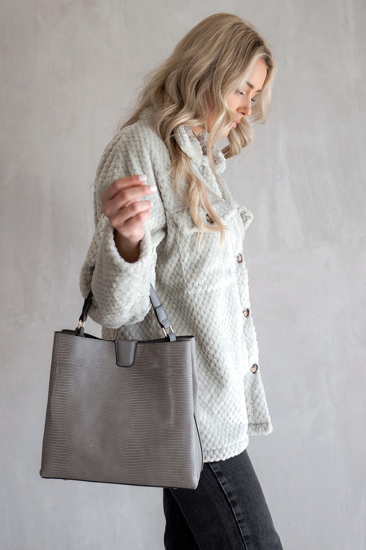 Tati Vegan Lizard Satchel in - Jen & Co. vegan handbag