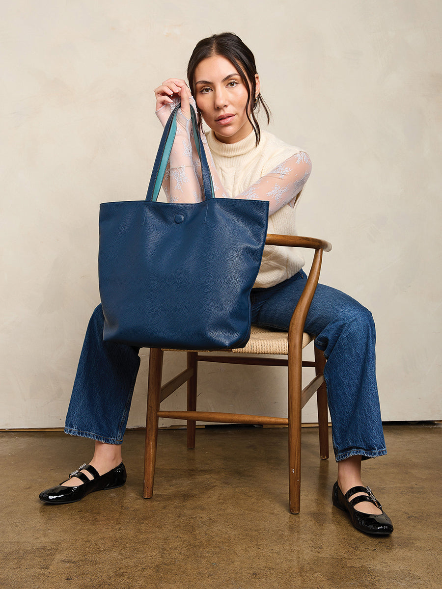 Wren Vegan Classic Tote - Jen & Co. vegan handbag